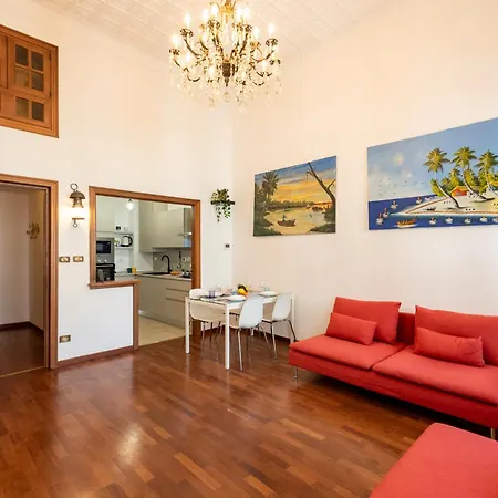 Beautiful House In Porta Soprana - Happy