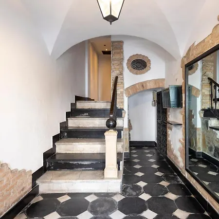 Beautiful House In Porta Soprana - Happy דירה